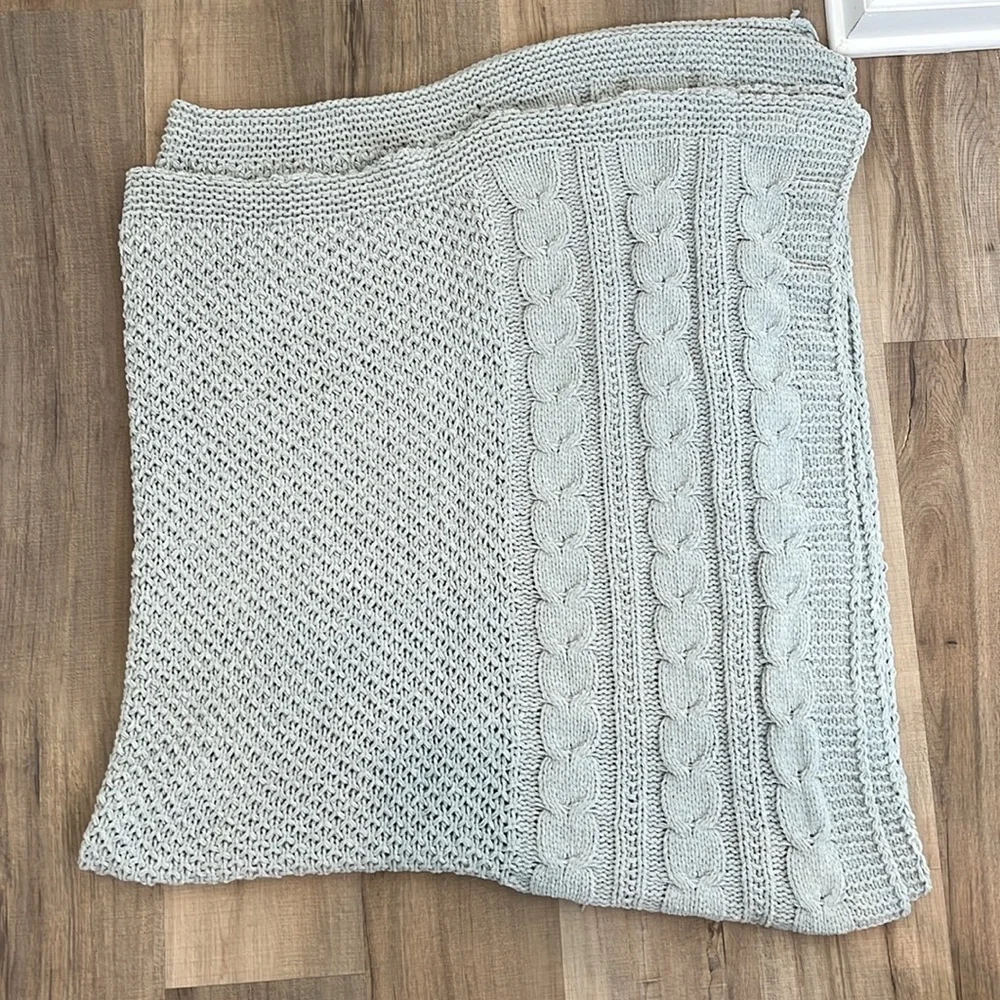 Pottery Barn Cable Knit Throw Blanket